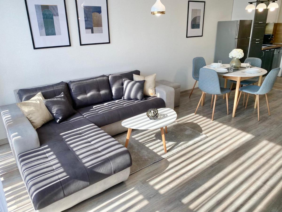 Private Apartment For 4 Guests And Parking Plovdiv Kültér fotó