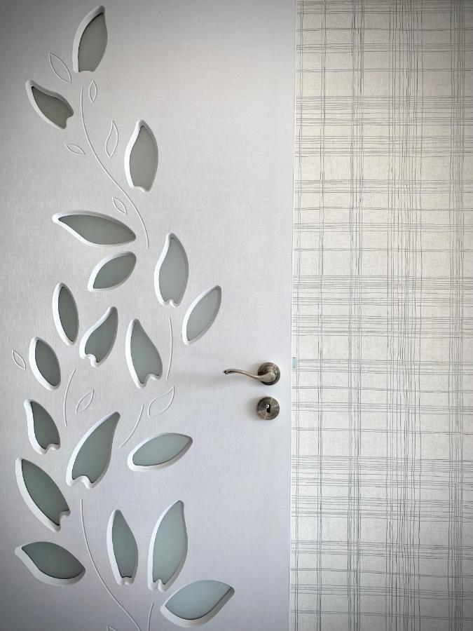 Private Apartment For 4 Guests And Parking Plovdiv Kültér fotó