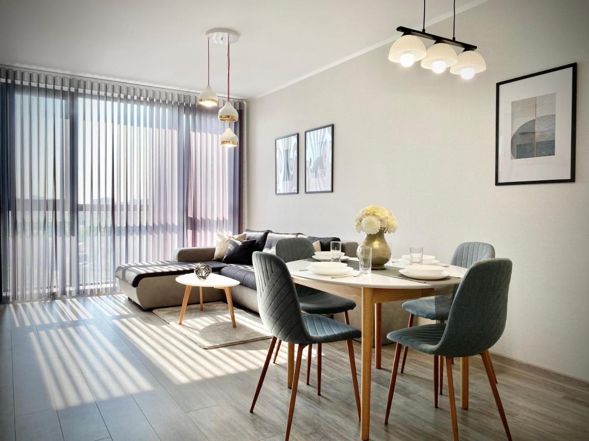 Private Apartment For 4 Guests And Parking Plovdiv Kültér fotó